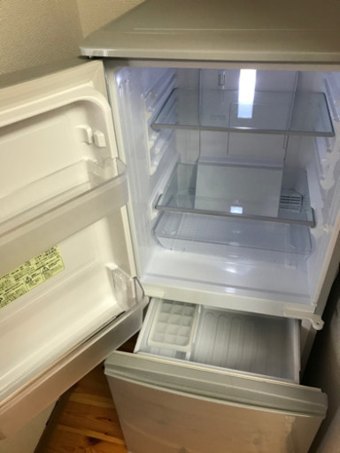 SHARP冷蔵庫2018年製、東芝洗濯機2017年製