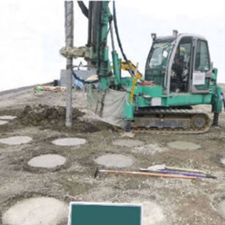 急募‼️ 北海道稚内、釧路地方、地場改良工事地盤改良機運転オペ、手元スタッフの画像