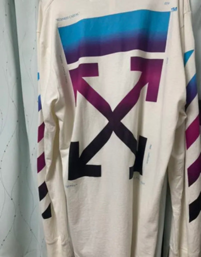 Off-White ロンＴ