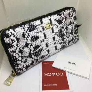 COACH コーチ 長財布　パイソン柄　モノクロ　新品未使用