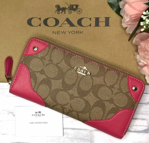 《新品未使用》COACH コーチ 長財布ピンク