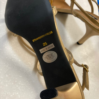 【超美品】サンダル パンプス　25㎝【ストロベリーフィールズ】の画像