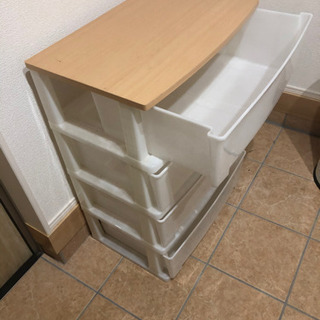 衣装ケース