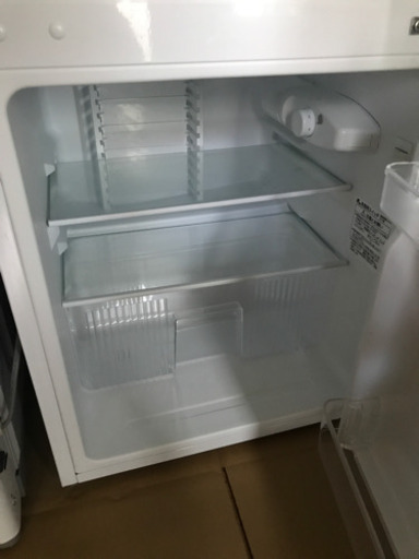 2ドア冷蔵庫　90L