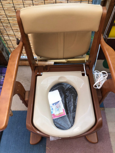 安寿　家具調トイレセレクト(新品未使用)