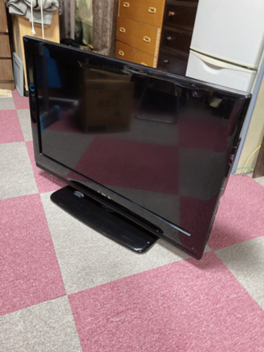 ｢取引成立｣中古32v型地デジ液晶テレビ