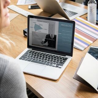 社内システムなどでお困りごとがあれば相談ください