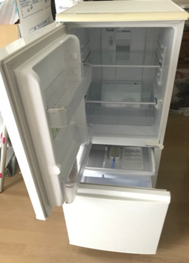 シャップ137L冷凍冷蔵庫