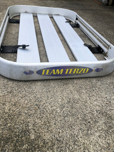 TERZO ルーフラック