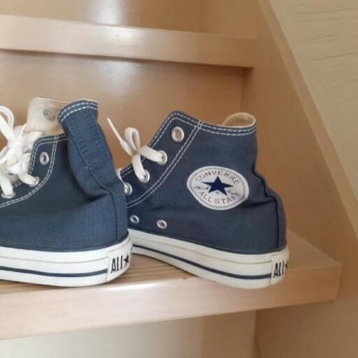 CONVERSE　ハイカットシューズ　紺色