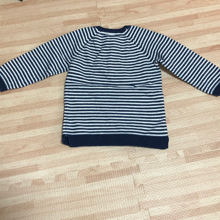 h&m 薄手トレーナー　80サイズの画像