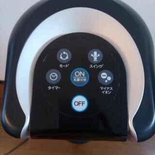 取引中【タワー扇風機】黒 マイナスイオン 首振りの画像