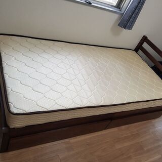 (ニトリ) シングル ベット+マトリックス+ボックスの画像