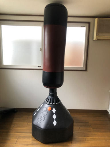 〈吊り下げ不要〉自立型　サンドバッグ