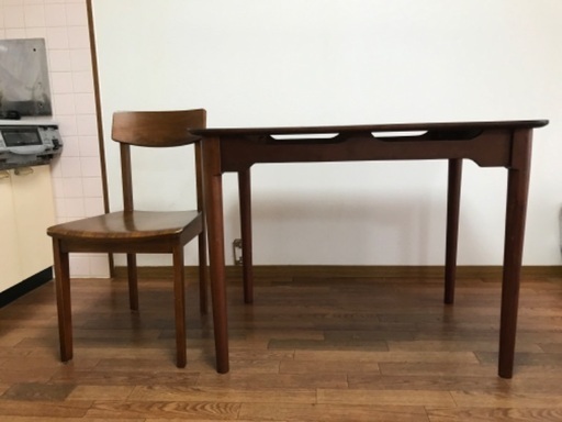 アメリカ家具「テーブル・イス1脚付き」