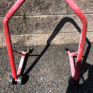 大型バイクも可能リアスタンド