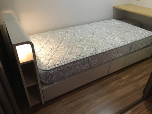 シモンズ  マットレス & シングルベッド用収納付きベッドフレーム