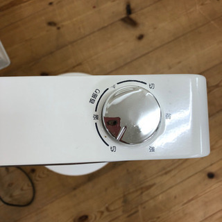 9-327  カーボンヒーター　Yamazen DC-S095  2014年製の画像