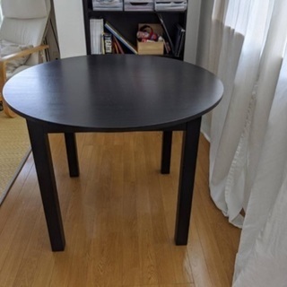IKEA ラウンドダイニングテーブル
