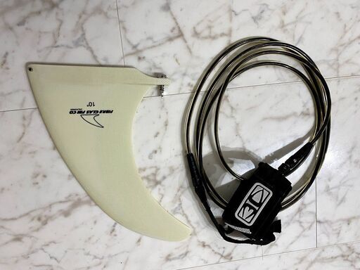 ロングボード（9.6ｆ）+フィン+リーシュ+ハードケース　今すぐサーフィンセット！！