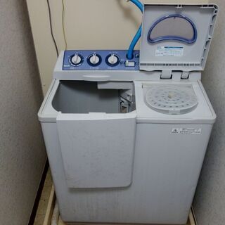 二層式洗濯機差し上げます。取りに来てくださる方限定