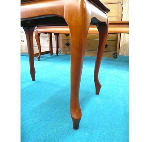 旧ロゴ マルニ マキシマム サイドテーブル】ロココ様式 猫足 ブナ材