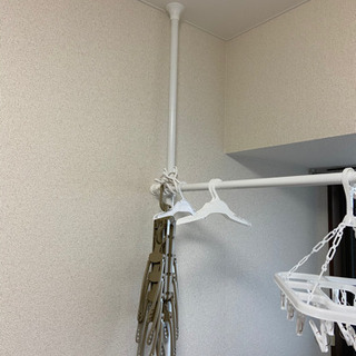 突っ張り物干し竿　伸縮式の画像