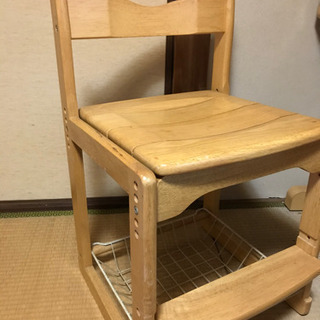 机と椅子