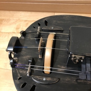 弦楽器　ハーディガーディ（専用ベルト、ケース、説明書付き）の画像