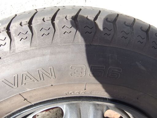 日産　　キャラバン純正　スチールホイール　６穴　１９０/８０Ｒ１５　　ＬＴ