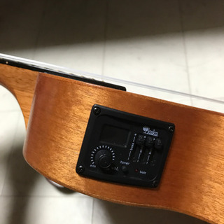 ウクレレ　エレキウクレレ　チューナー内蔵の画像