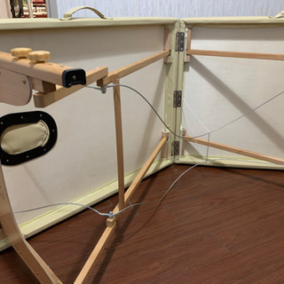 折り畳みベッド　マッサージ　エステ　診察台の画像