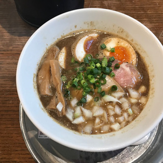 一緒にラーメンを食べに行ってくれる方