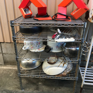 バッテリー　鉄くず　廃タイヤ　レーシングカートパーツ　ジャンク　いろいろあります　あげますの画像