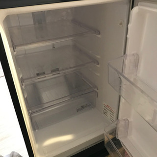 冷蔵庫と電子レンジの画像