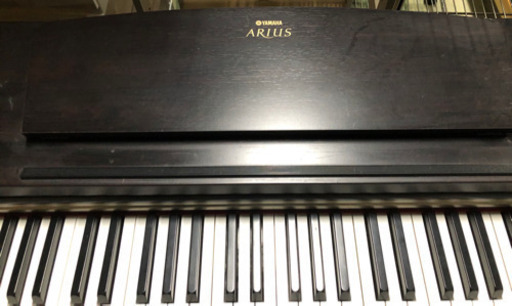値下げしました。☆904 ヤマハ　電子ピアノ　ARIUS  YDP-161 中古品