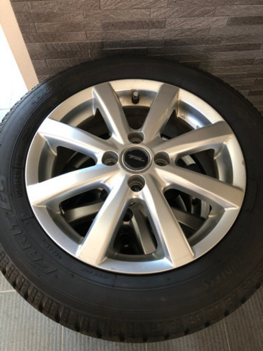 スタッドレスタイヤ 175/65R15 