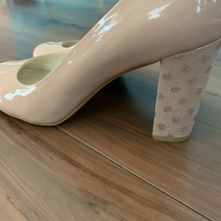 JILLSTUARTのエナメルパンプスの画像