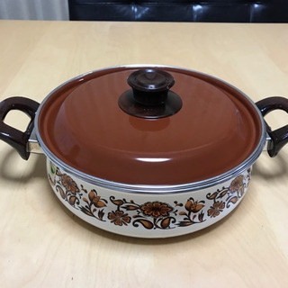 未使用品　ホーロー鍋　