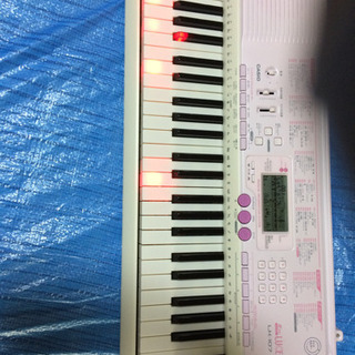 CASIO 光ナビ キーボード スピーカー内臓の画像