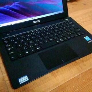 【綺麗なブルーのコンパクトPC！ASUS  X200M】返品＆フォロー保証！の画像