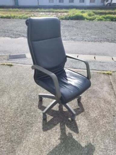 チェア　中古品   1脚1500円