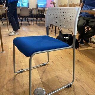 【美品】軽量ミーティングチェア13脚
