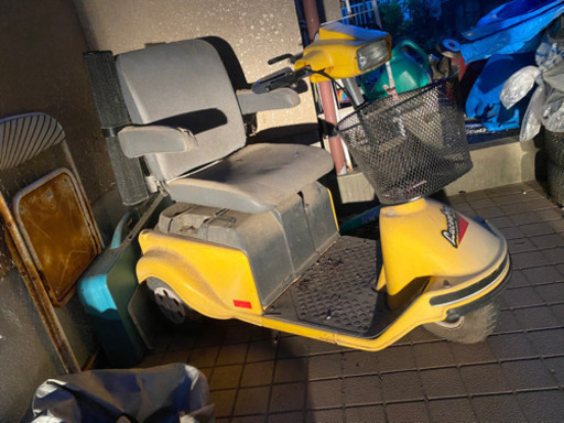 激安！クボタ電動シニアカート