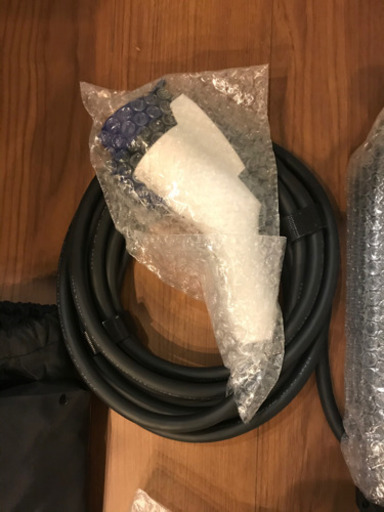 電気自動車リーフ充電器