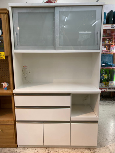 キッチンボード　キッチン収納　食器棚　松田家具