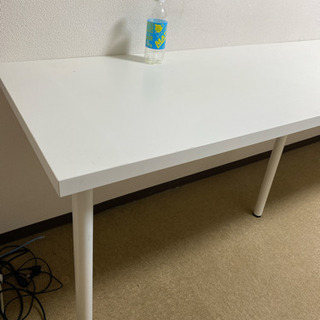 IKEA テーブル 横幅200cm 横長なので、2人横並びできます！の画像