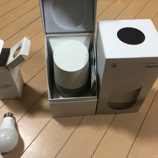 値下げ致します。Google  Home本体と写真のデバイスのセ...