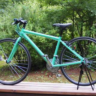 <<さらに値下げ>><新古車ノーブランド700Cクロスバイク（ビ...