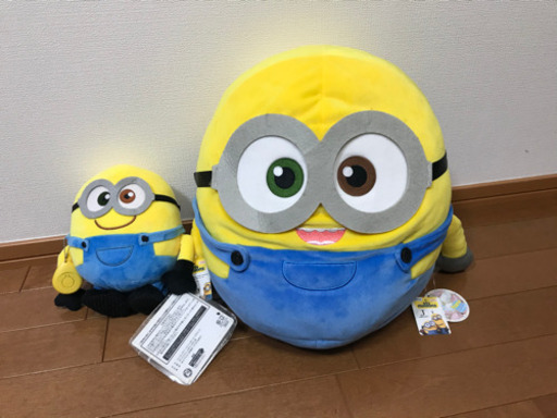 ミニオンぬいぐるみ　大　小